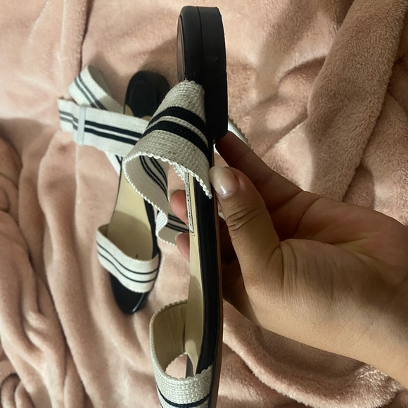 100% Authentic JIMMY CHOO SANDAL - Picture 5 of 6